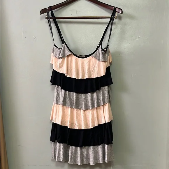 Colorblock Ruffle Dress - Picture 1 of 7